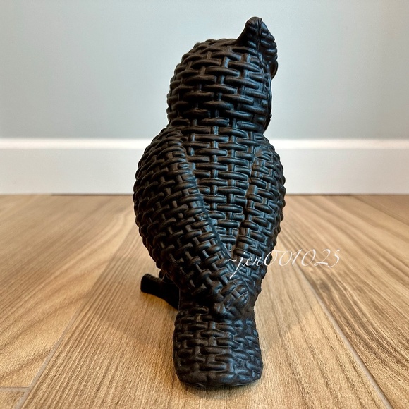 9" Black Owl Plastic Halloween Decor - Hyde & EEK! - Picture 7 of 10